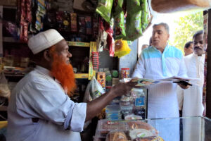নাগরপুর-দেলদুয়ারে ৩১ দফা বাস্তবায়নে লিফলেট বিতরণ
