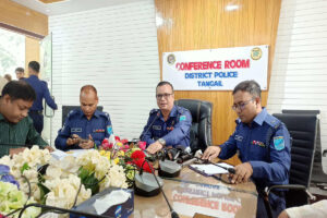 টাঙ্গাইলে পুলিশ সুপারের সাথে সাংবাদিকদের মতবিনিময় সভা অনুষ্ঠিত